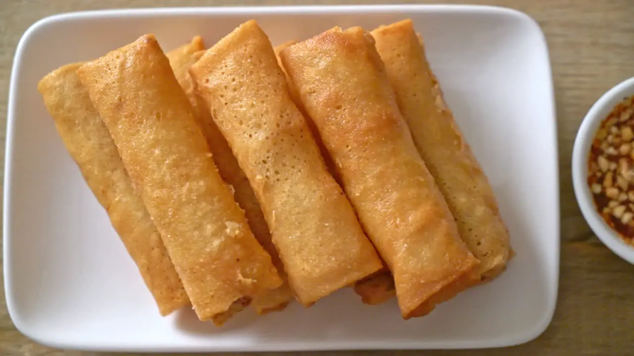 deep fried spring roll with sauce