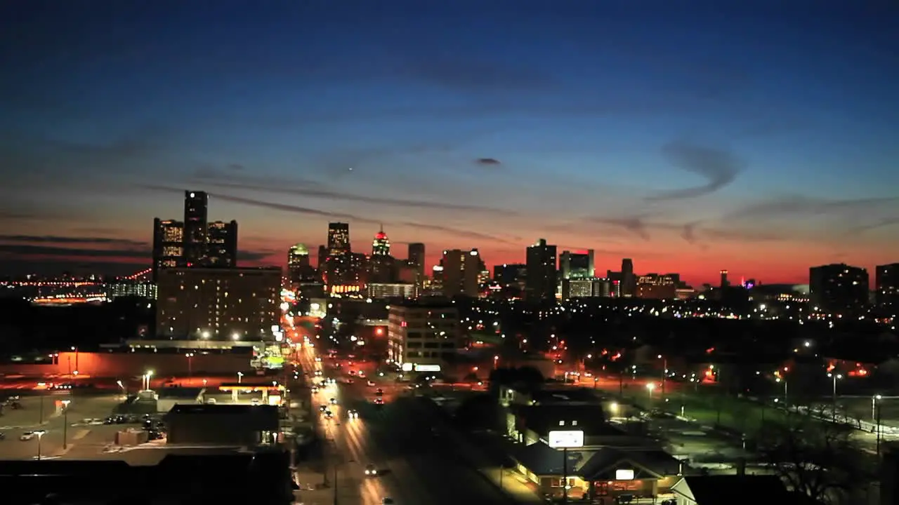 Time lapse late evening view of Detroit Michigan 