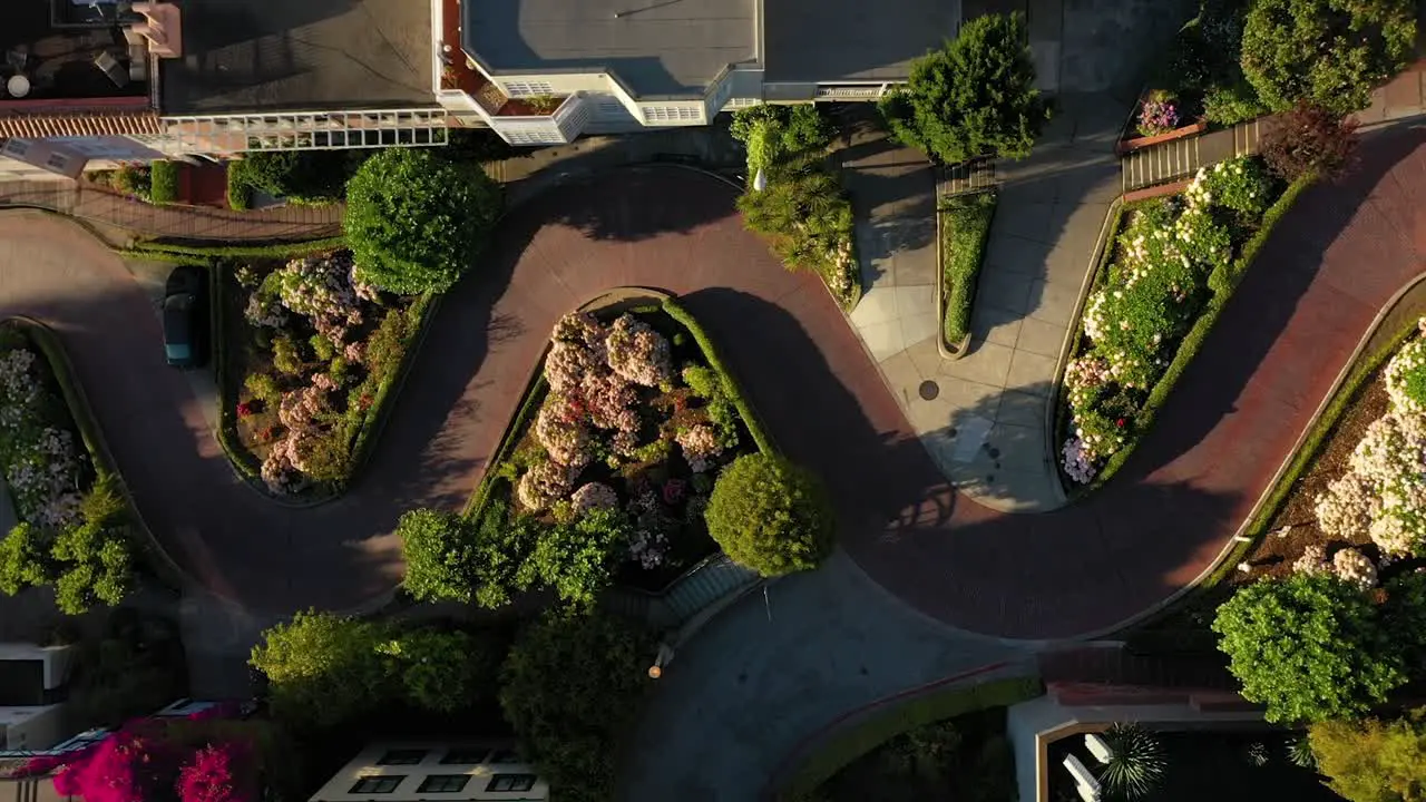 Lombard street san francisco arial drone pull away