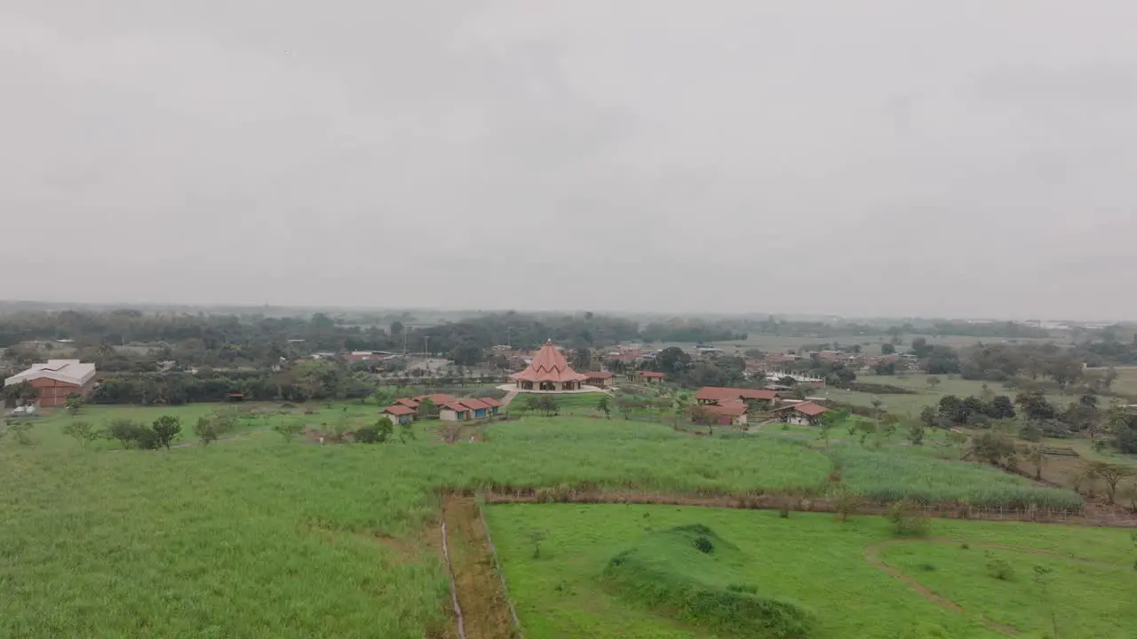 Closer to the ground aerial footage of the Baha’i House of Worship in Cali Colombia