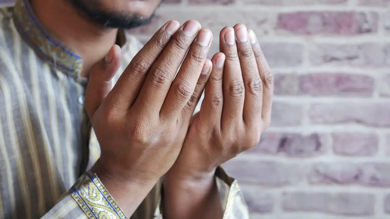 Muslim man praying during ramadan