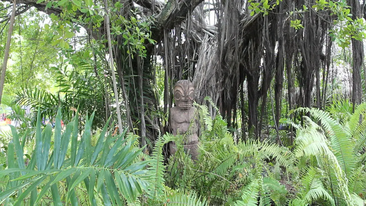 Tahiti Tiki under a tree in Papeete