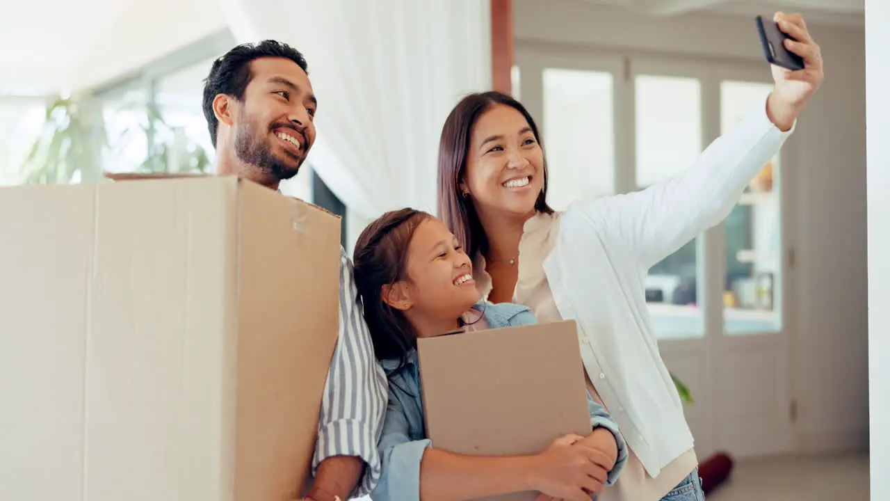 Parents girl and selfie for moving