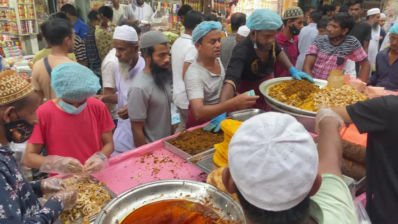 Street Food Servers At Chawk Bazaar In Dhaka