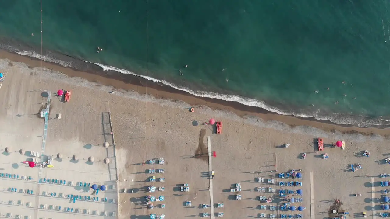 Zenithal view of a sandy beach