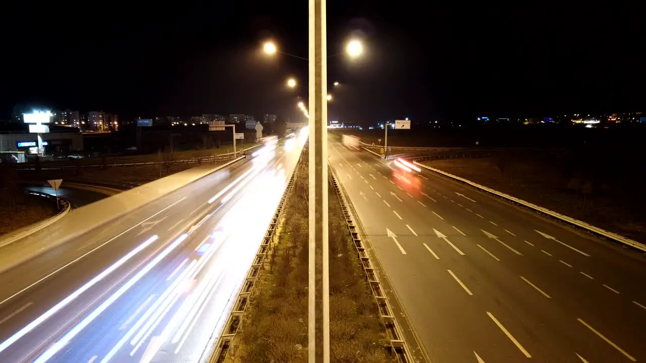 Timelapse and Motionlapse of Highway Traffic at Night