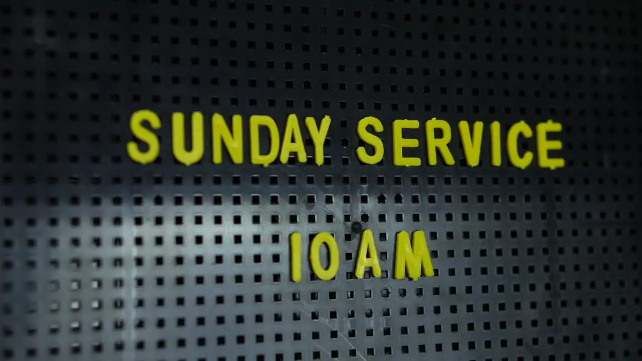 Church Sunday Service Time On A Sign Saying 10am