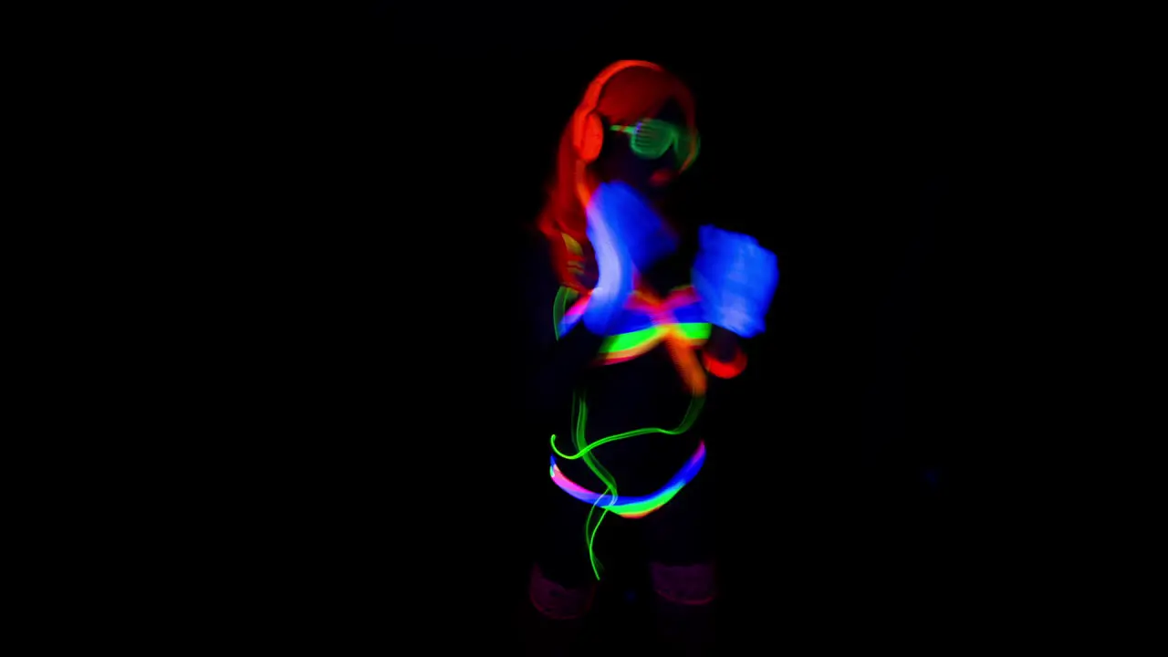 UV Glowing Woman 34