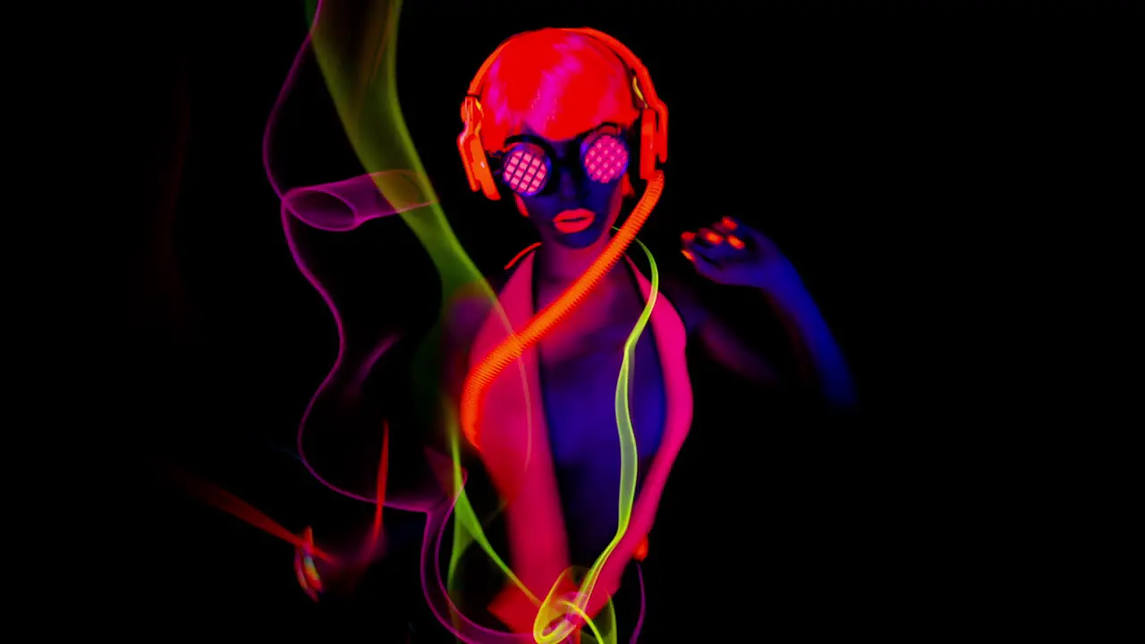 Glow Woman 59