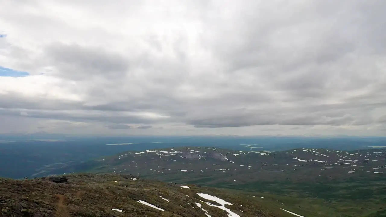 On the top of Åreskutan filmed with a drone in 4K-1