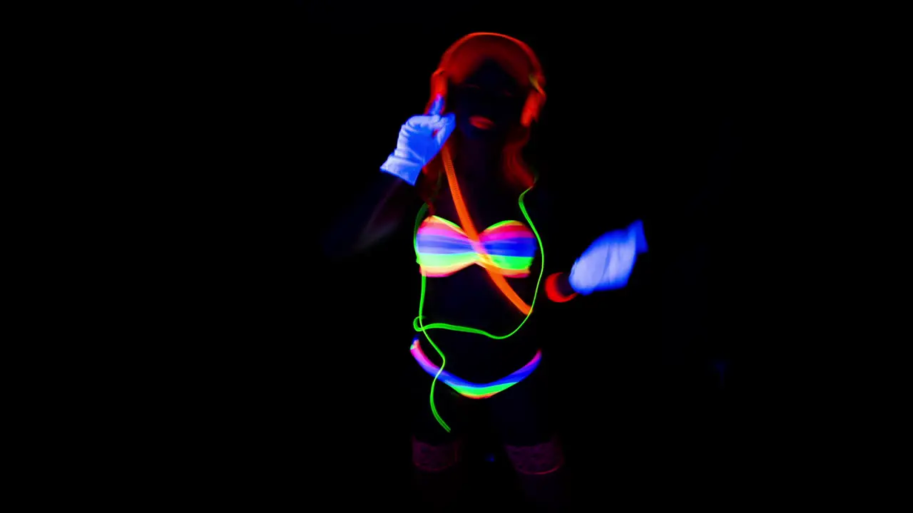 UV Glowing Woman 33