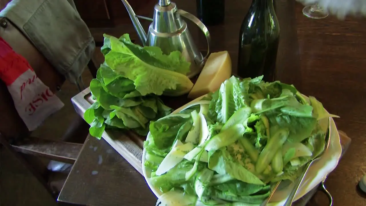 A green salad ready to be served