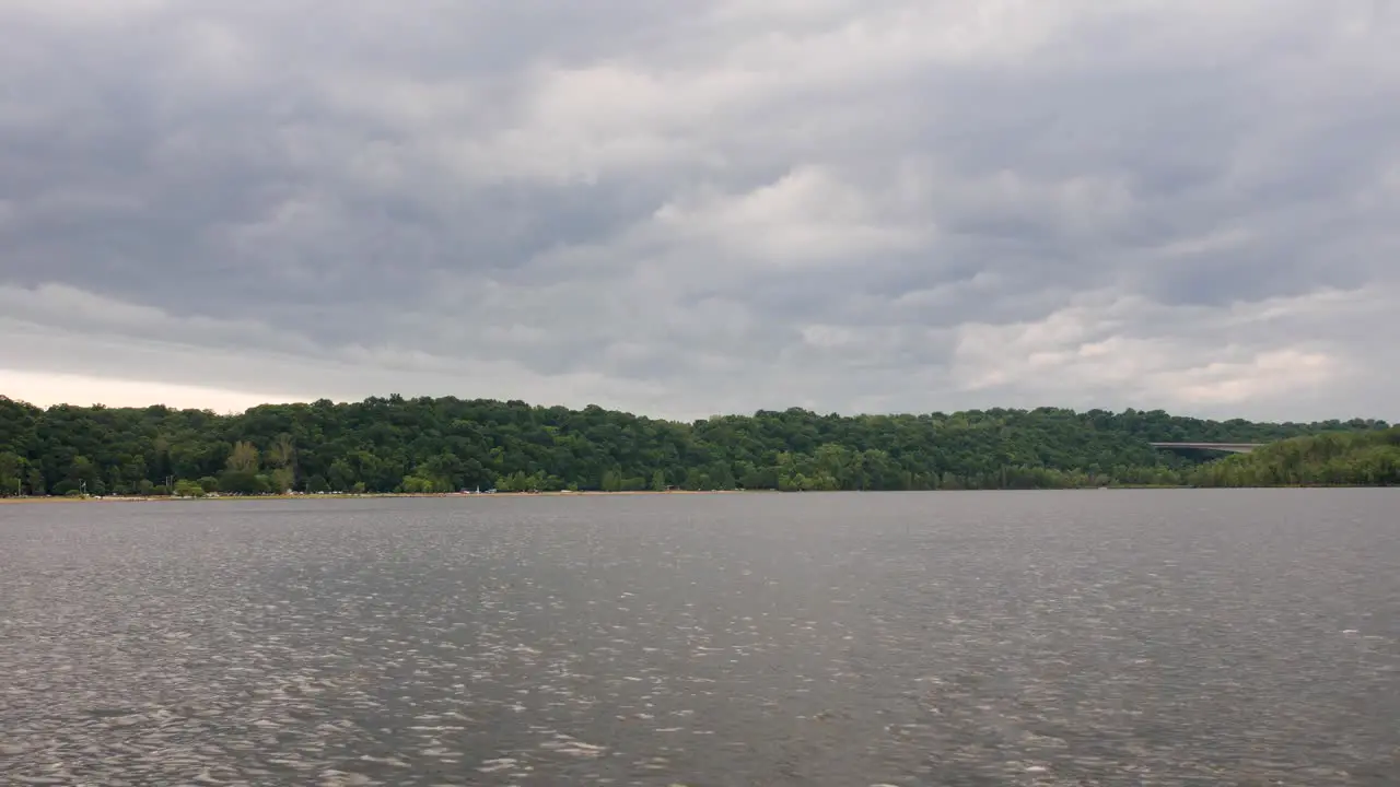 A stationary and peaceful view of a beautiful midwestern urban lake