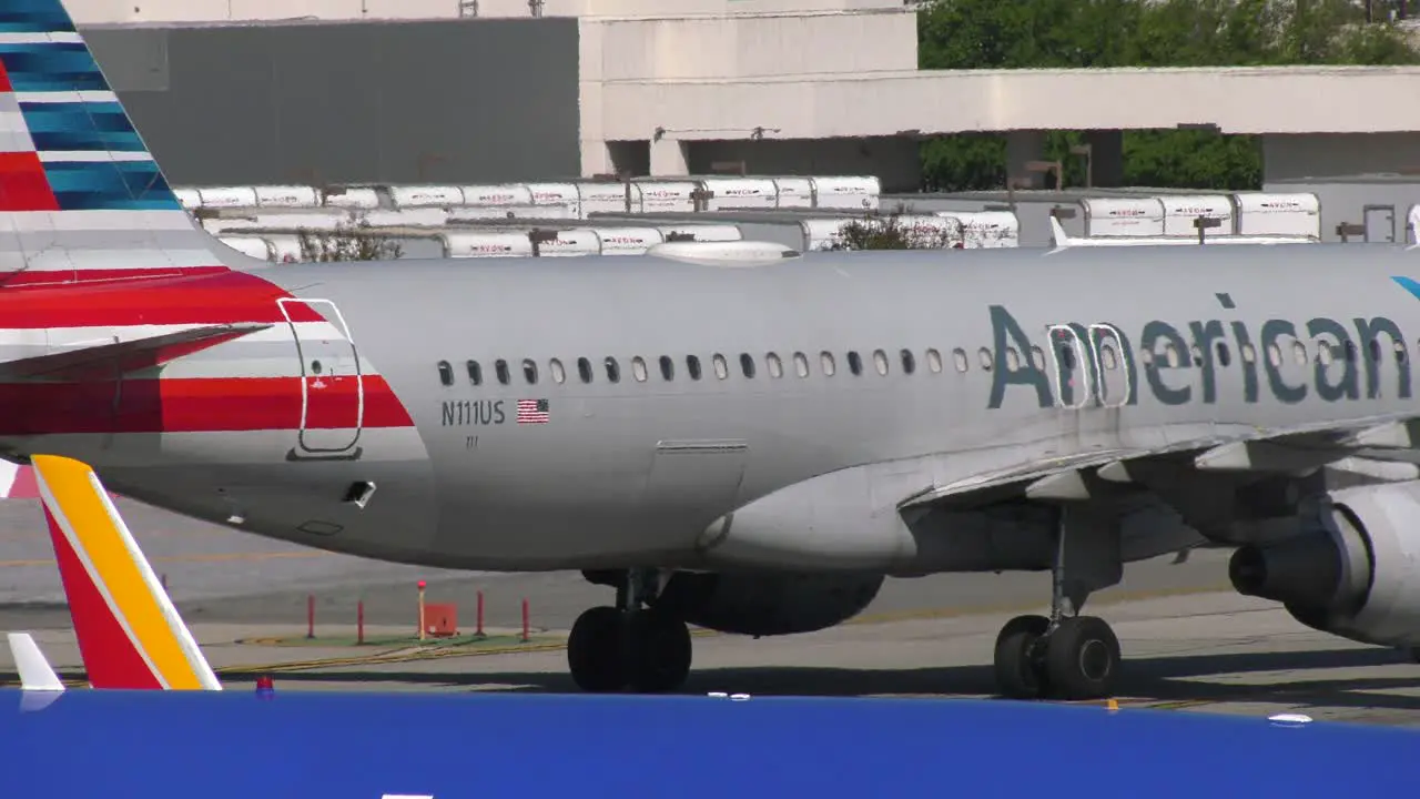 Aircraft arrives to the gate