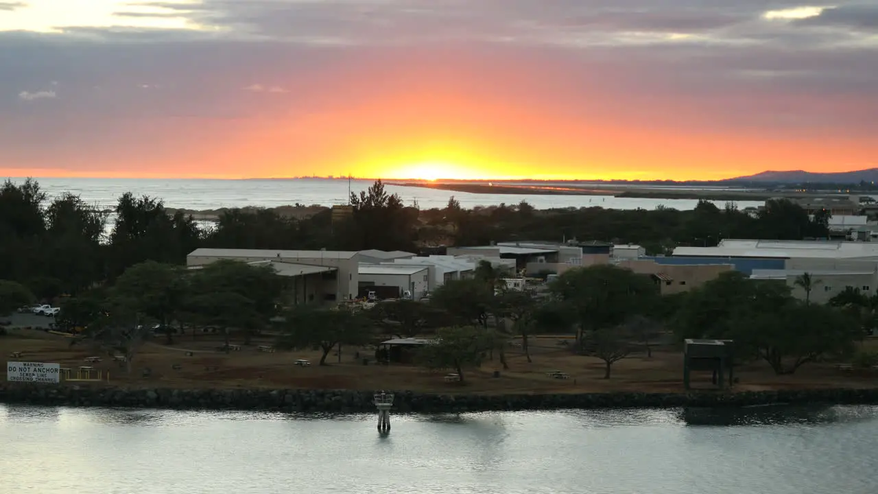 Oahu Honolulu Harbor As The Sun Sinks Below The Horizon