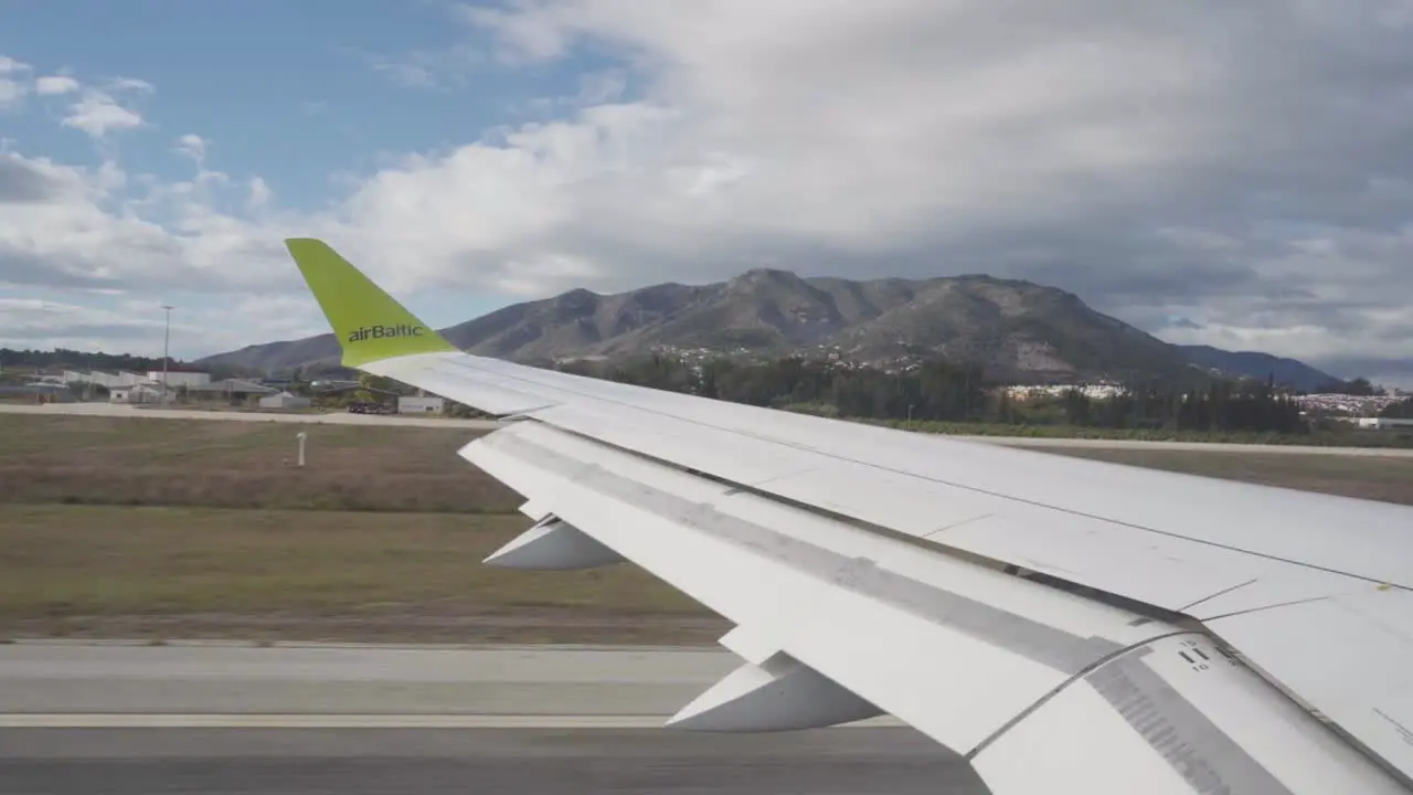 Airplane flaps operating while the plane is landing