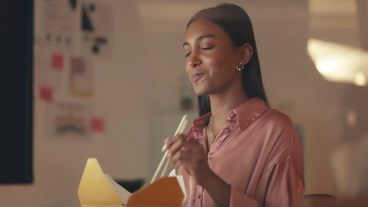 Fast food and eating with a business woman