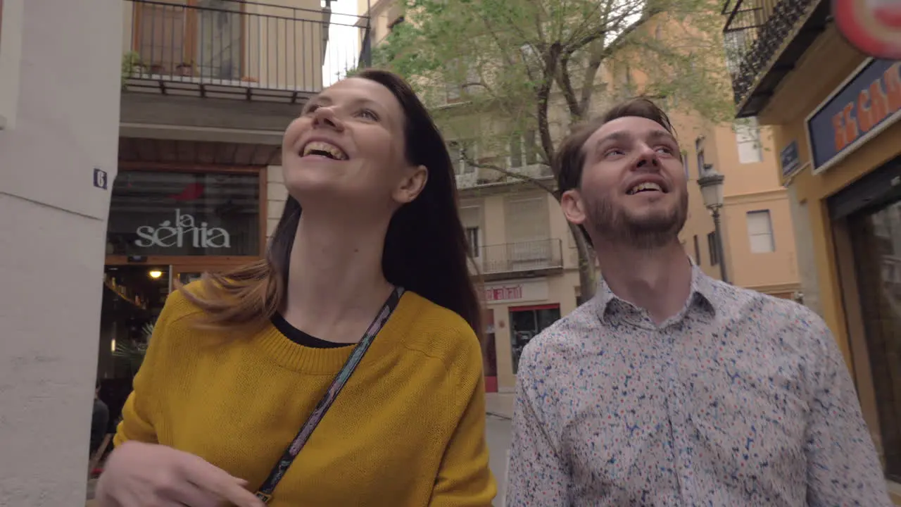 A tourist couple in Valencia