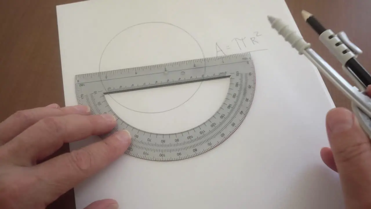 Mathematician demonstrates how to determine the area of a circle 