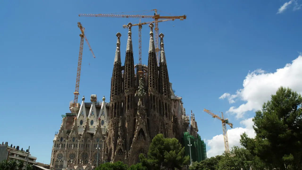 Sagrada Timelapse 00