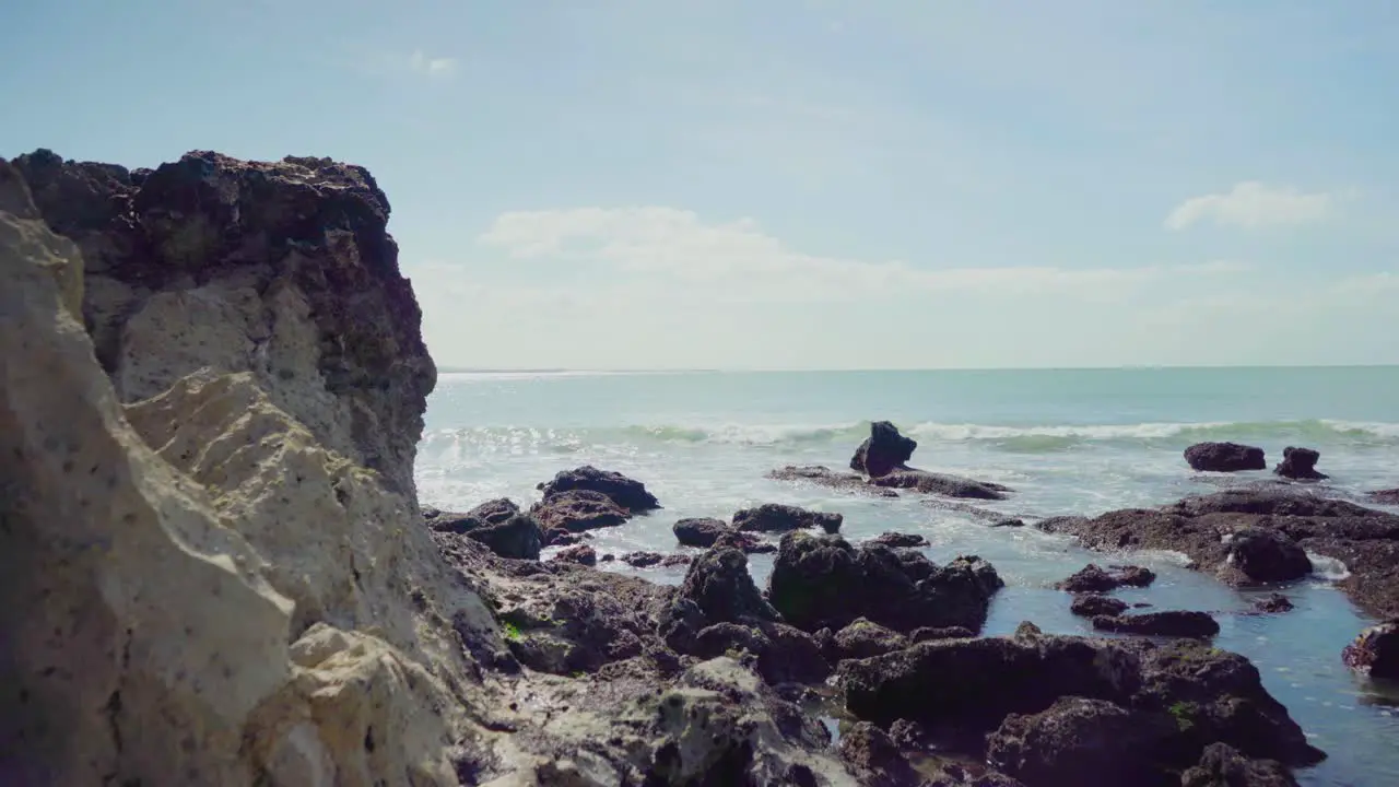 Nature Sea Ocean Shore Stones Rocks Waves Waves Crash Sunny Daylight Portugal Hole Traveling Shot 4K