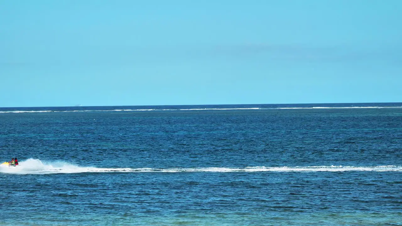 Slomo Jet-Skiing In The Indian Ocean